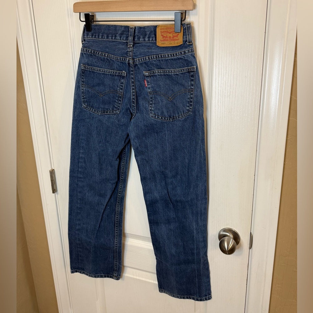 Levi's Boys Relaxed Fit Blue Jeans - Picture 4 of 4